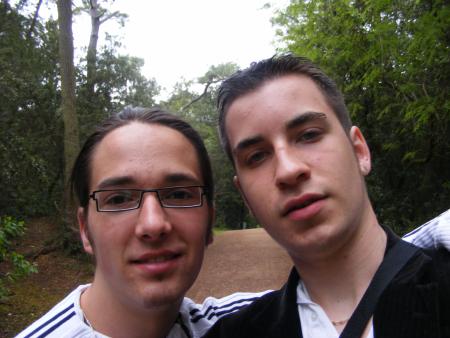 Max et moi arrivant a la plage.